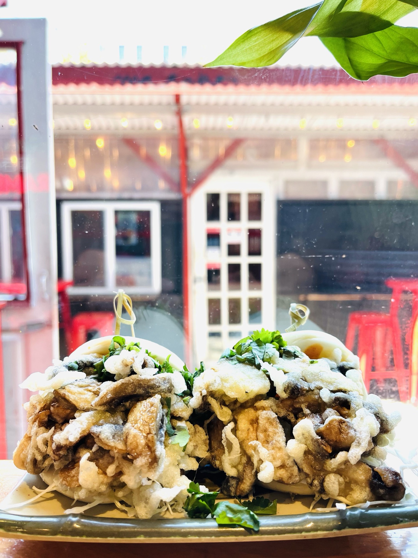 Mushroom Bun with crispy fried white mushrooms and spicy mayo