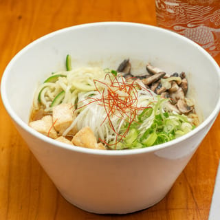 Spicy Vegan Curry Ramen